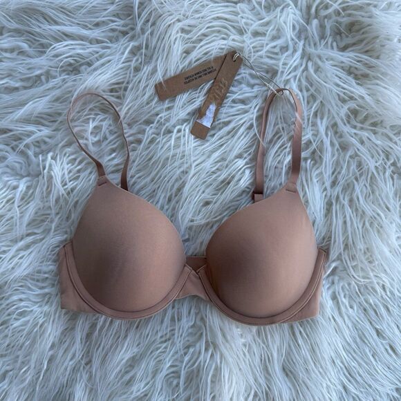 Skims Fits Everybody T-shirt Bra Ochre Size 32C - Picture 2 of 8